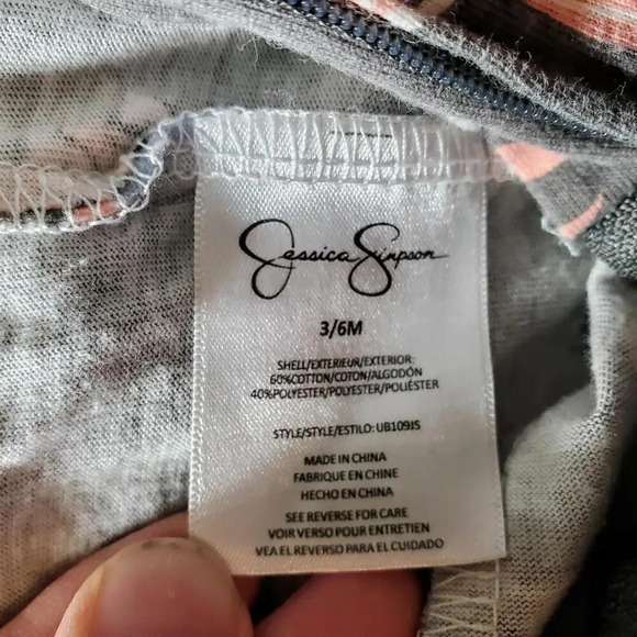 Jessica Simpson Baby Girl Floral Footed Sleeper Pajamas Size 3/6M - Picture 4 of 11